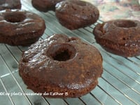 Photo de la Recette: Beignes au Chocolat, Glacés au Miel