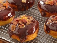 Photo de la Recette: « Beignets » au Chocolat et au Bacon