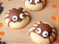 Photo de la Recette: Biscuits-Araignées TURTLES