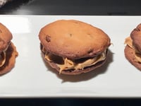 Photo de la Recette: Biscuits aux Pépites de Chocolat Farci de Beurre D'arachide