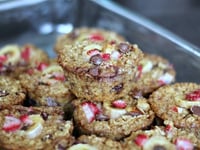 Photo de la Recette: Muffins Farine D'avoine aux Pépites de Chocolat, Bananes et Fraises