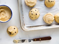 Photo de la Recette: Biscuits Glacés à L’ancienne aux Bananes et aux Pépites de Chocolat