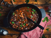 Photo de la Recette: BŒUF BOURGUIGNON À LA BAVETTE