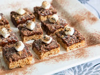 Photo de la Recette: Bouchée de Carrés Rice Krispies S'more