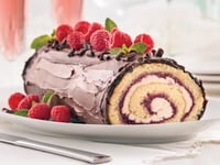 Photo de la Recette: Bûche à la Crème de Mascarpone, Framboises et Chocolat