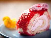 Photo de la Recette: Bûche à la Mousse de Fraises