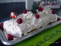 Photo de la Recette: Bûche de Noël Chantilly et Framboises