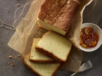 Photo de la Recette: CAKE AU YOGOURT LIBERTÉ, À LA VANILLE ET À LA FLEUR D’ORANGER