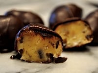 Photo de la Recette: Caramels Mous Enrobés de Chocolat Noir