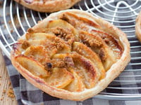 Photo de la Recette: Carrés Feuilletés aux Pommes, Sirop D'érable et Spéculoos