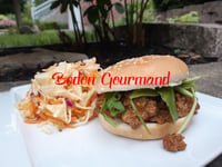 Photo de la Recette: Cheeseburgers Façon Sloppy Joe et Salade de Chou et Carottes
