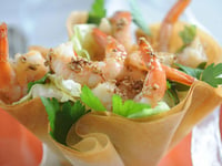 Photo de la Recette: Coupelles Croustillantes de Gambas au Sésame