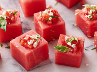 Photo de la Recette: Coupes de Melon D’eau aux Fraises et au Basilic