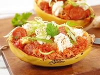 Photo de la Recette: Courge Spaghetti Saucisse et Féta