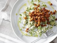 Photo de la Recette: COUSCOUS DE CHOU-FLEUR ET POIS CHICHES ÉPICÉS