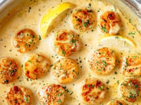 Photo de la Recette: Pétoncles à L'ail Crémeux