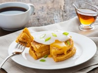 Photo de la Recette: Crêpes aux Patates Douces avec Oeufs Pochés