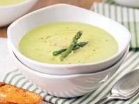 Photo de la Recette: Crème D'Asperges et Pommes de Terre au Cheddar
