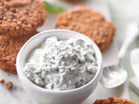 Photo de la Recette: Croquettes de Lentilles Tandoori, Sauce au Fromage Blanc Riviera