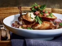 Photo de la Recette: Cuisses de Lapin Braisées au Vin Rouge