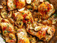 Photo de la Recette: Cuisses de Poulet à l'ail et aux Champignons
