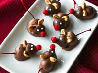 Photo de la Recette: Douceurs de Noël: De Mignonnes Souris Cerise et Chocolat