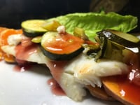 Photo de la Recette: Filet de Sole avec Légumes et Sauce aux Cerises