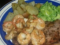 Photo de la Recette: Filet Mignon avec Sauce Crémeuse aux Crevettes et à L'ail