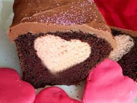 Photo de la Recette: GÂTEAU AU CHOCOLAT ET SON CŒUR CACHÉ POUR LA SAINT-VALENTIN