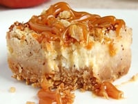Photo de la Recette: Gâteau au Fromage aux Pommes et Caramel