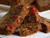 Photo de la Recette: Gâteau aux Fruits de Noël