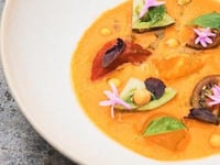 Photo de la Recette: Gaspacho de Pois Chiches et Eau de Tomates D'Armand Arnal