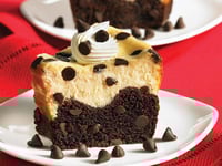 Photo de la Recette: GÂTEAU AU FROMAGE AVEC FOND DE GRAINS DE CHOCOLAT