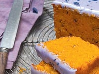 Photo de la Recette: Gâteau de Carottes Glacé au Sirop de Violette