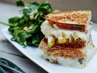 Photo de la Recette: Grilled Cheese au Brie, Poires et Noix