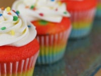Photo de la Recette: Cupcakes Arc-en-ciel