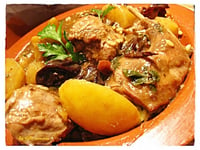 Photo de la Recette: Lapin Sauvage façon Tajine aux Pruneaux Citrons Confits et aux Baies Roses