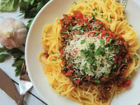 Photo de la Recette: Les Fameuses Pâtes à la Bolognaise