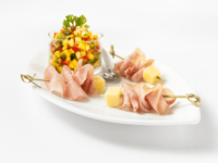 Photo de la Recette: Mini Brochettes de Jambon et Fromage avec Salsa aux Fruits