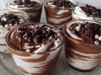 Photo de la Recette: Mousse au Chocolat Duo Chantilly