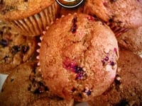 Photo de la Recette: Muffins aux Bleuets (sans lactose) & Canneberges