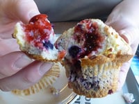 Photo de la Recette: Muffins Explosion de Fruits style Tim Horton