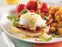 Photo de la Recette: Oeufs Bénédictine au Prosciutto Croustillant