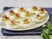 Photo de la Recette: Œufs Farcis à la Crème D’avocat avec Prosciutto