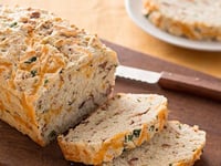 Photo de la Recette: Pain au Babeurre, au Cheddar et au Bacon