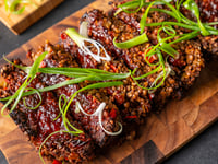 Photo de la Recette: PAIN DE VIANDE AUX LENTILLES, NOIX DE GRENOBLE, SRIRACHA ET LIME