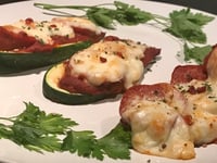 Photo de la Recette: Pizza Zucchinis Salamis