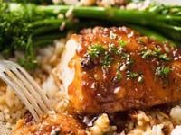 Photo de la Recette: Poitrine de Poulet Poêlée et Juteuse avec la Sauce la plus Incroyable au Miel