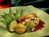 Photo de la Recette: POITRINES DE POULET FARCIES GLACÉES À L'ÉRABLE