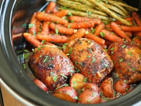 Photo de la Recette: Poulet et Légumes dans une Sauce Miel et Ail à la Mijoteuse